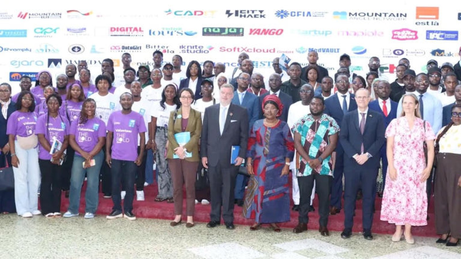 Cameroun : ONU Femmes mise sur le numérique pour propulser les filles vers l’avenir