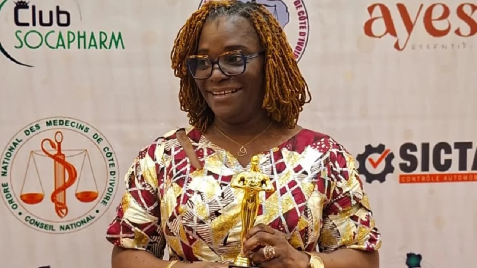 La rédactrice en chef du bulletin de santé publique doublement distinguée