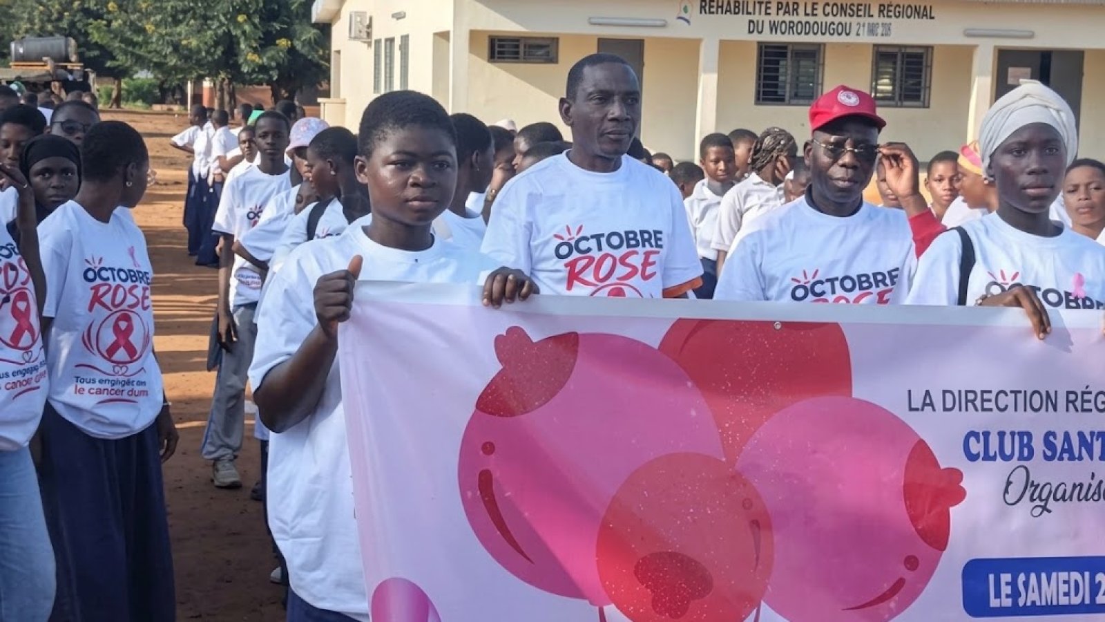 Octobre Rose  : le lycée Dominique Ouattara de Séguéla mobilisé pour le dépistage des cancers féminins