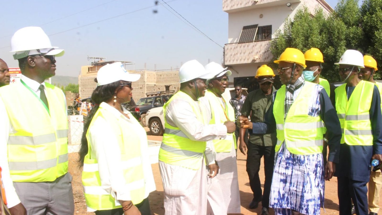 Mali / Infrastructures scolaires : Le ministre de l’Éducation nationale s’enquiert de l’avancement des travaux du lycée de Moribabougou