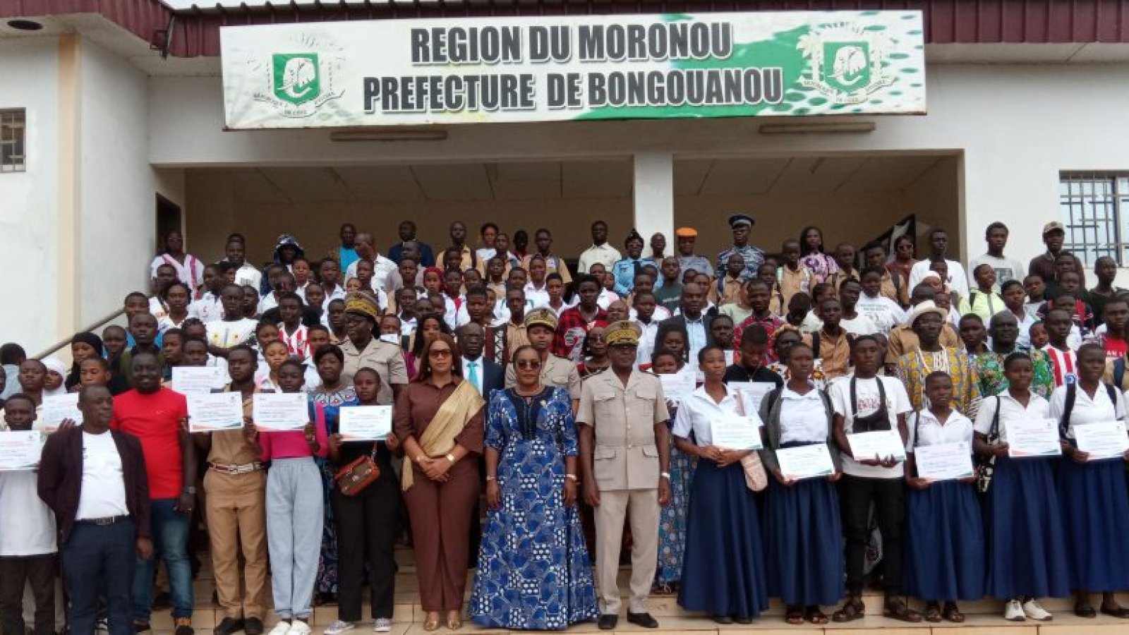 Moronou : près de 290 jeunes reçoivent leurs attestations après un stage d’immersion