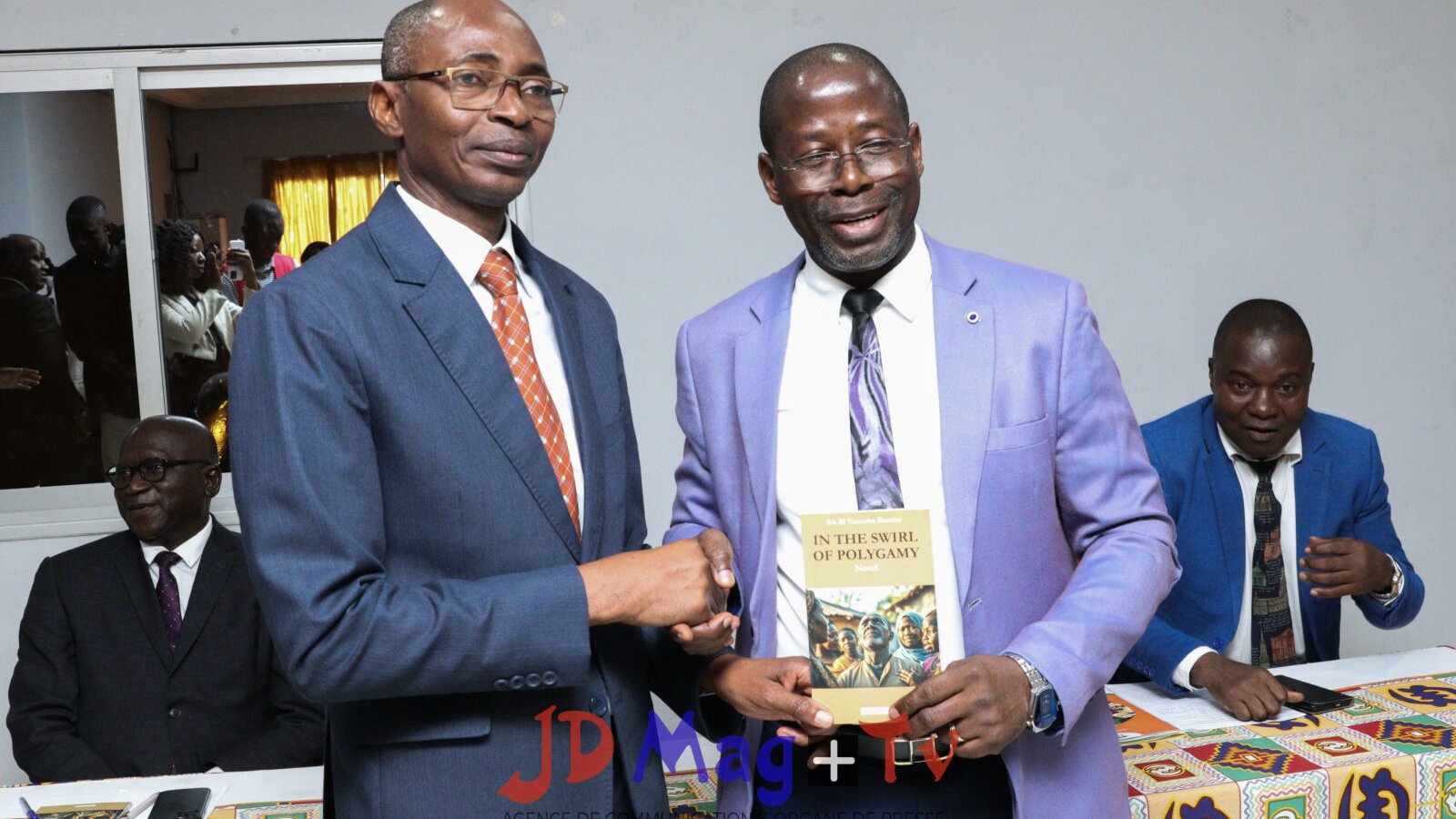 Littéraire : « In the Swirl of Polygamy », le tout premier livre de BA BI Yacouba Bamba dédicacé