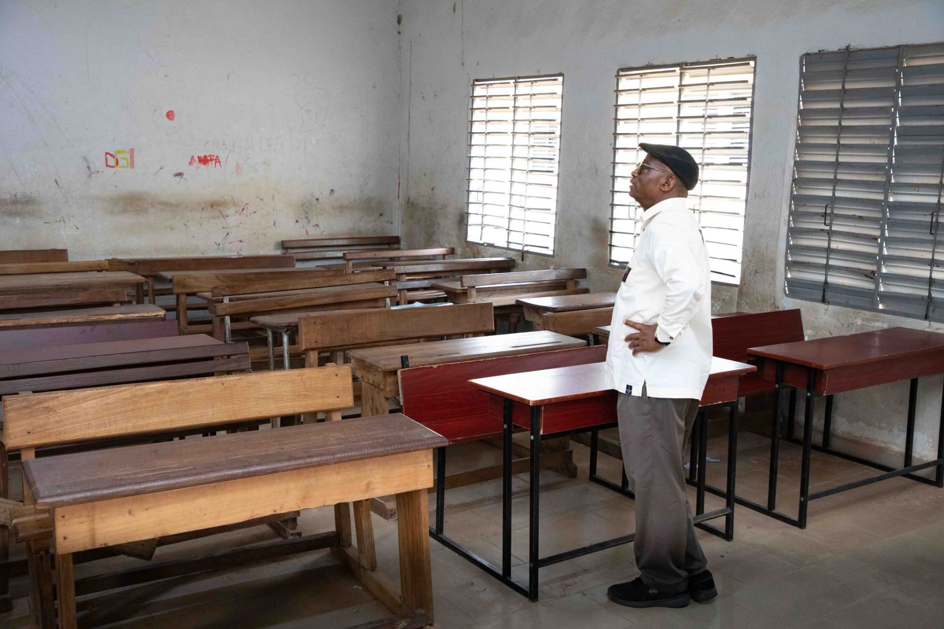 MENAET : N’Guessan KOFFI visite des établissements scolaires à Béoumi et appelle à la mobilisation pour leur réhabilitation