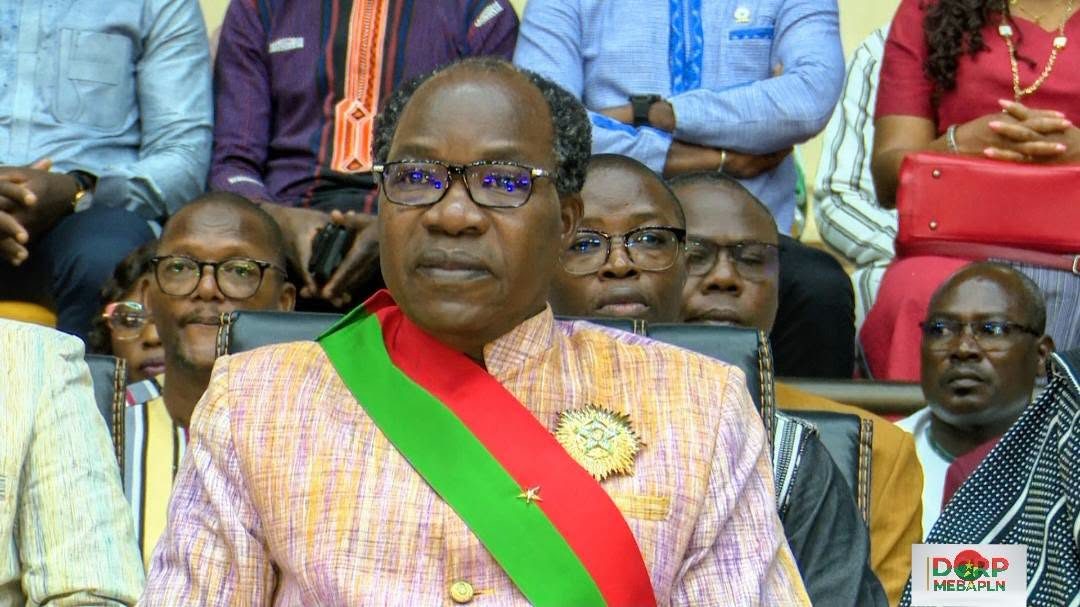 Burkina Faso / Cérémonie de décoration : 850 acteurs de l’éducation honorés