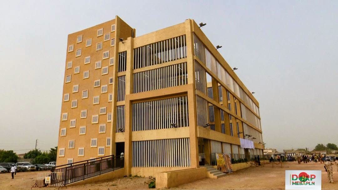 Burkina Faso / Infrastructures scolaires : Le complexe éducatif Faso KEOOGO de BonheurVille officiellement inauguré par le Premier ministre.