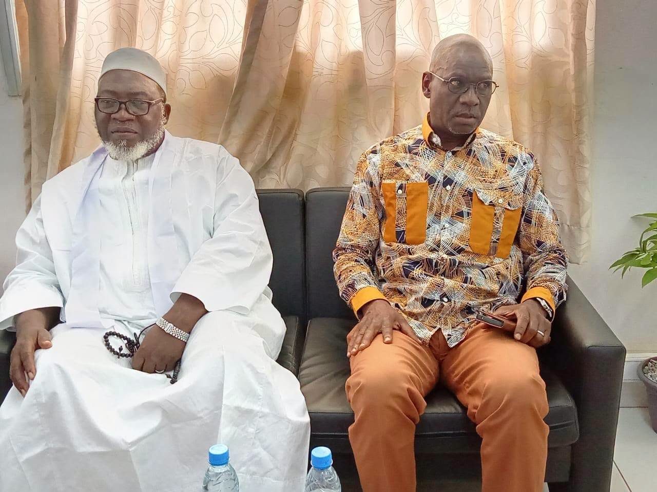 Yamoussoukro : 300 kits scolaires et 25 bourses pour soutenir les élèves défavorisés