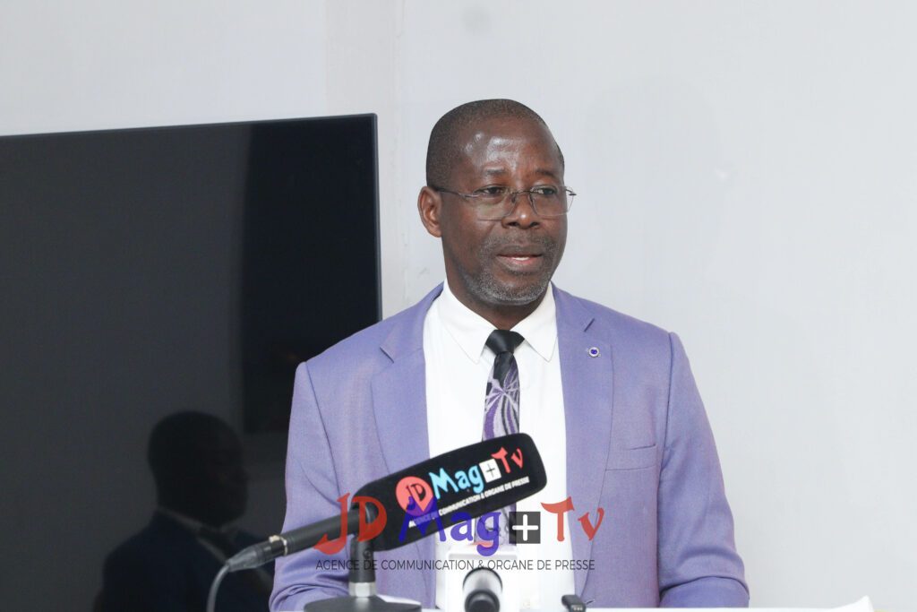 Littéraire : « In the Swirl of Polygamy », le tout premier livre de BA BI Yacouba Bamba dédicacé