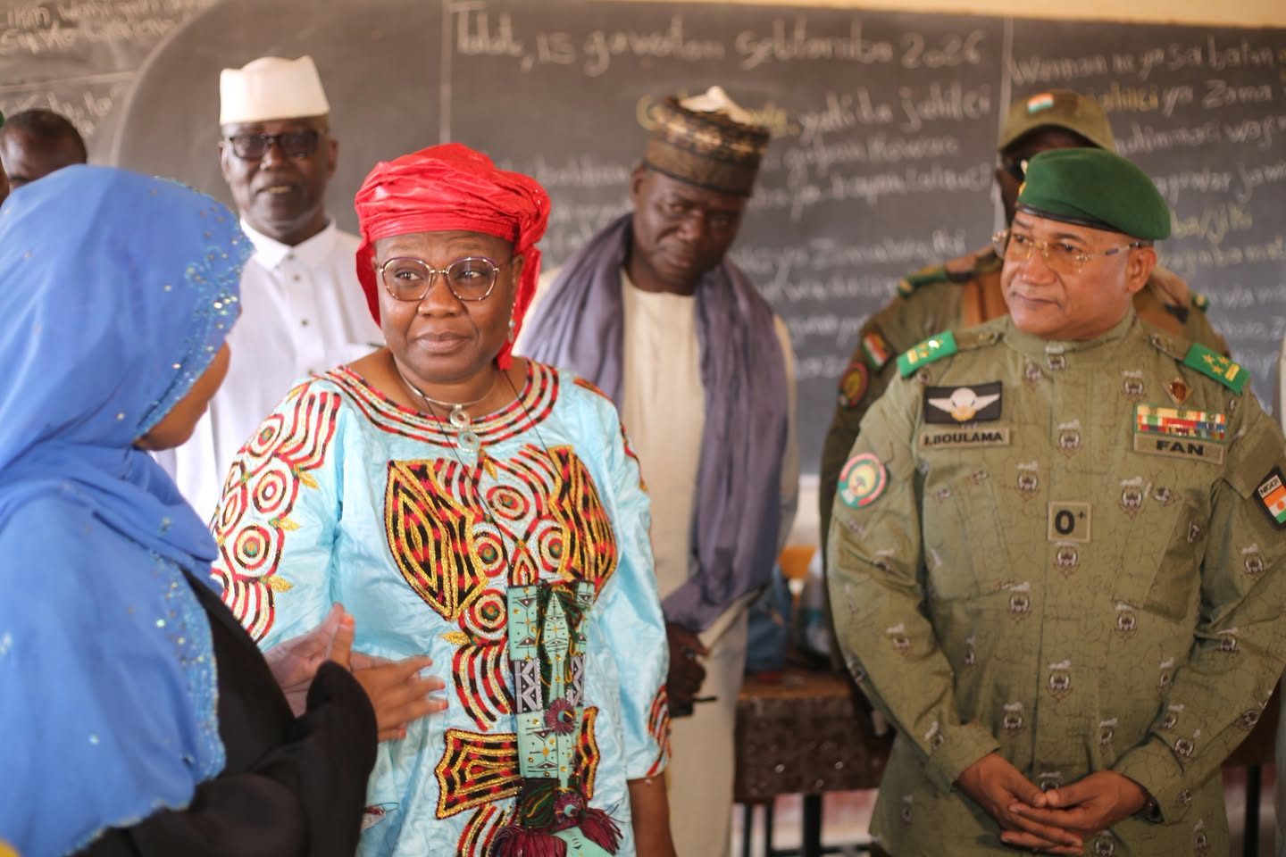 ALPHABÉTISATION : Madame la Ministre en visite au Foyer d’Éducation Permanente d’Aladab