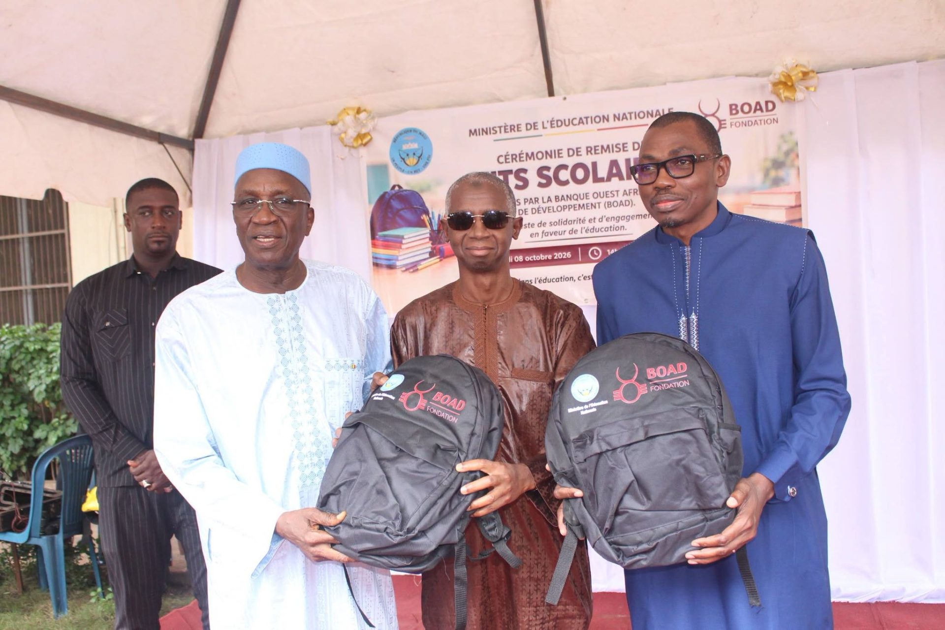 Mali / Rentrée scolaire : La Fondation BOAD offre des kits scolaires à 4 062 élèves