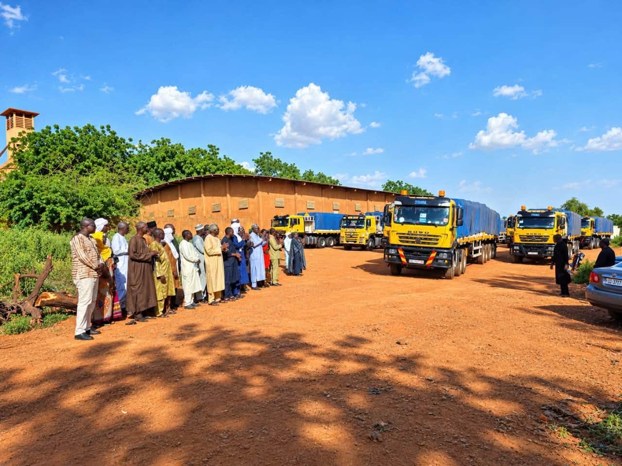 Niger / Rentrée scolaire 2026-2027 : La ministre Dr Élisabeth Shérif lance l’acheminement des fournitures et manuels scolaires