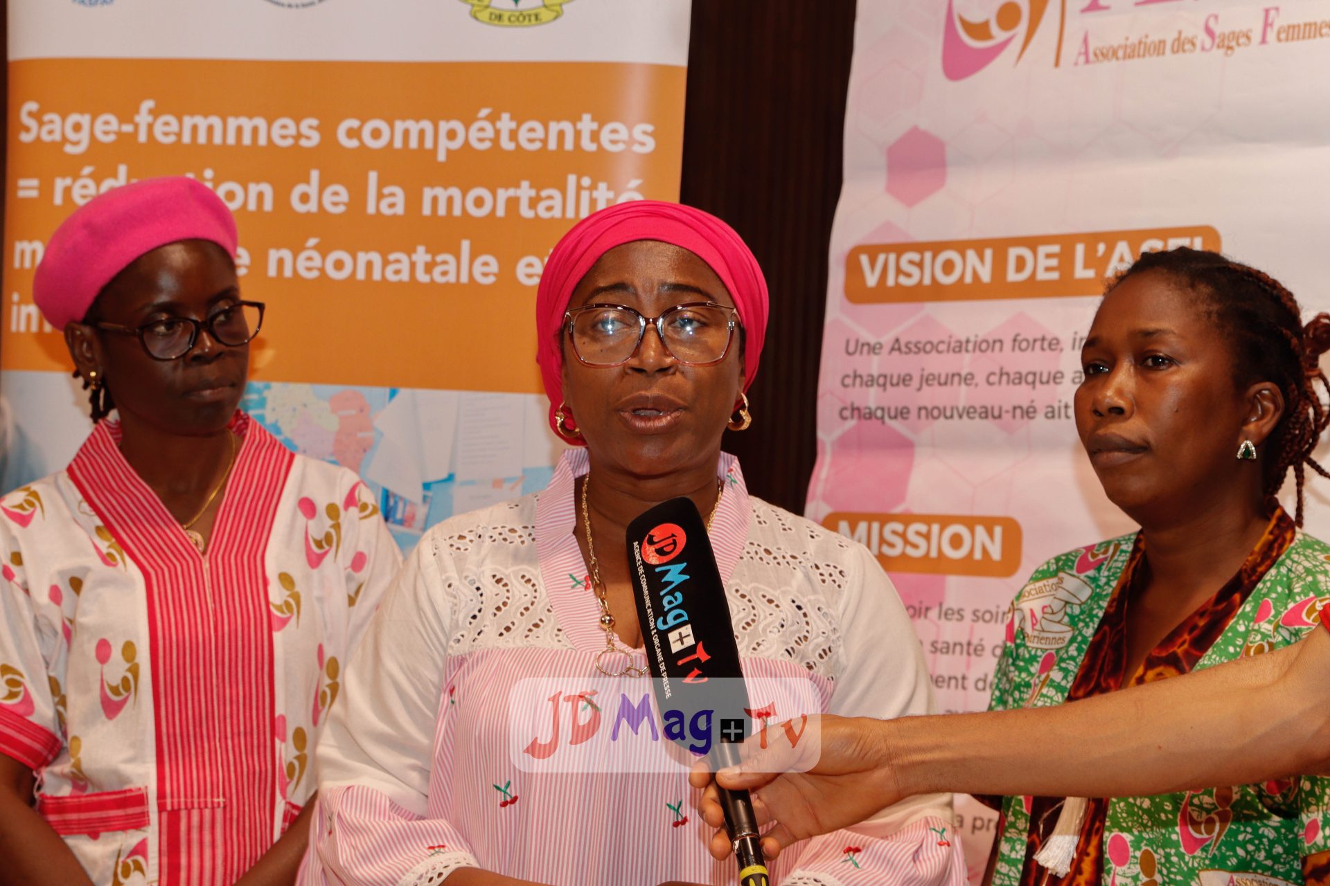 Santé maternelle et infantile : la Côte d’Ivoire renforce la formation des sages-femmes spécialistes