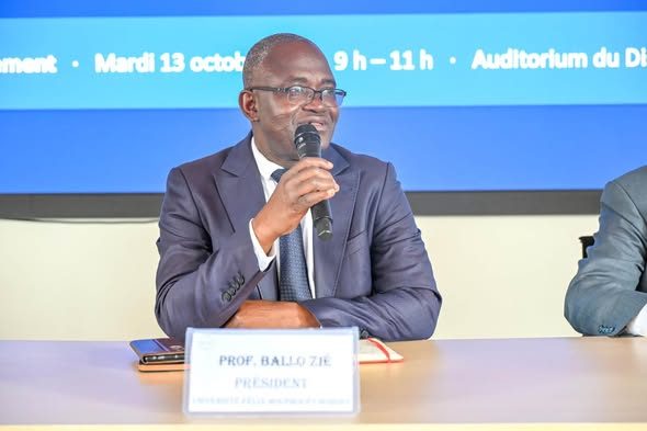 UFHB : un diagnostic des services centraux pour renforcer la gouvernance et la performance universitaire