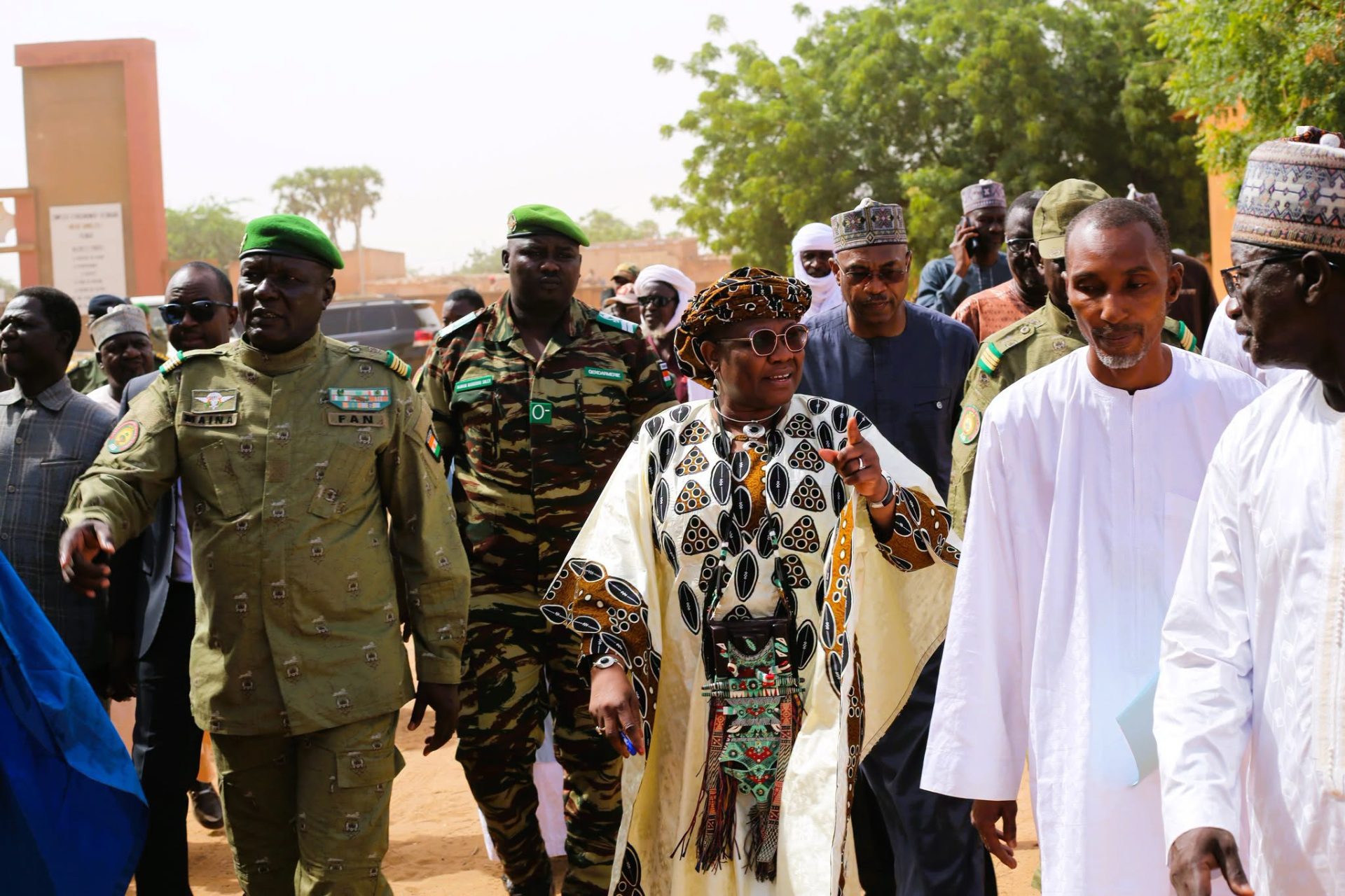 Niger / Éducation nationale : Lancement de l’initiative « Une semaine, une école » à l’école Léopold Kaziendé de Fillingué.
