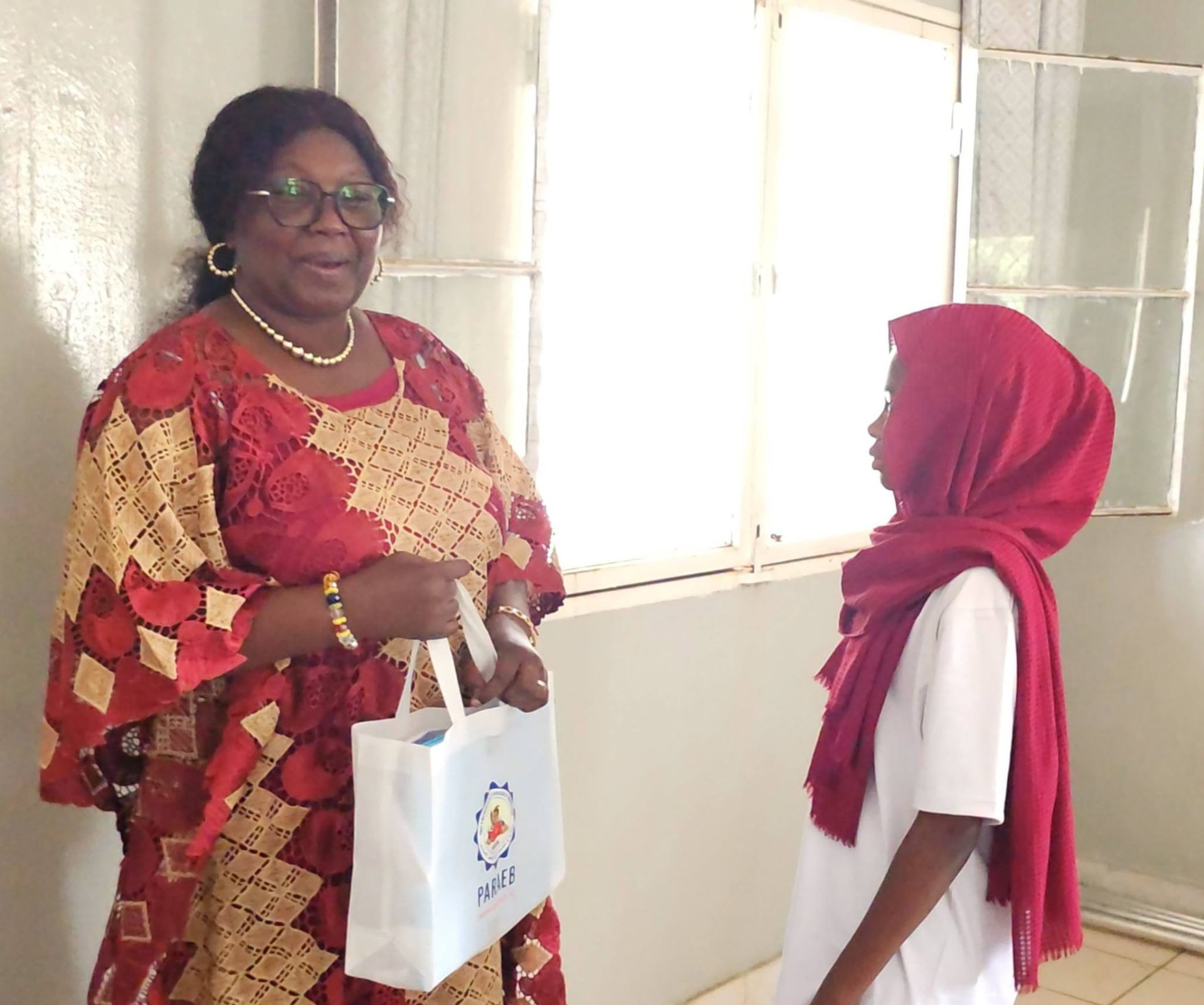 Tchad / Éducation : La secrétaire d’État encourage les lauréats du concours « Le Défi des Maths »