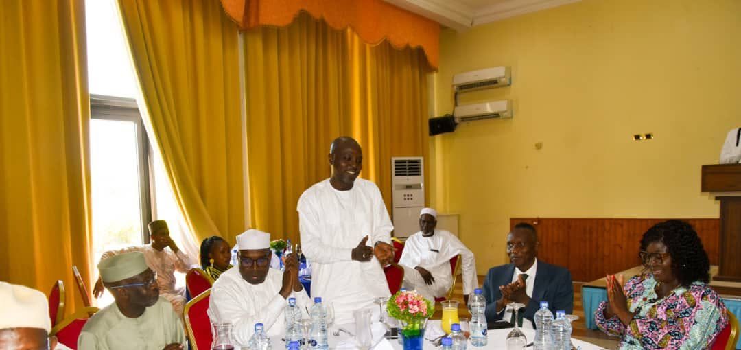 Tchad / Le ministre de l’Enseignement supérieur rend hommage aux enseignants-chercheurs promus au CAMES