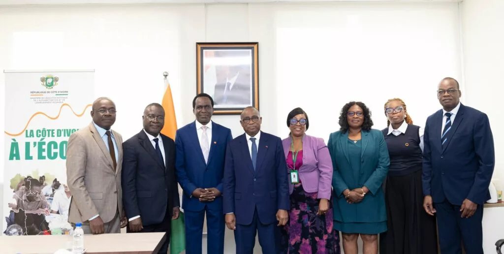 Renforcement de l’offre de services SSR : L’UNFPA fait le point au ministre N’Guessan KOFFI sur sa tournée dans les lycées d’excellence de jeunes filles.