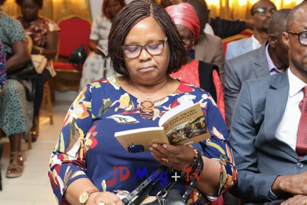 Littéraire : « In the Swirl of Polygamy », le tout premier livre de BA BI Yacouba Bamba dédicacé