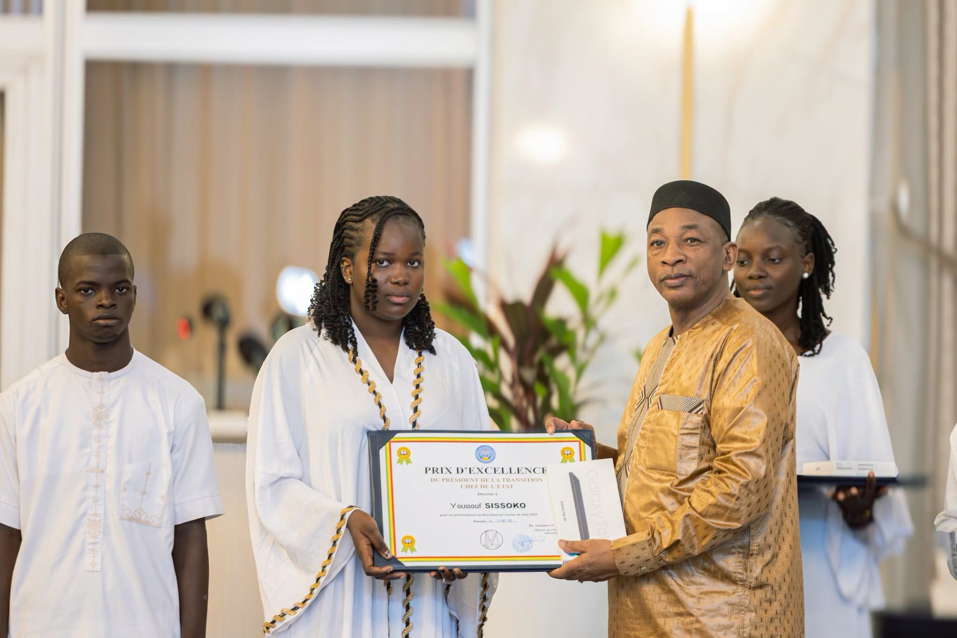 Mali / Excellence scolaire : Les meilleurs bacheliers des sessions 2025 et 2026 récompensés