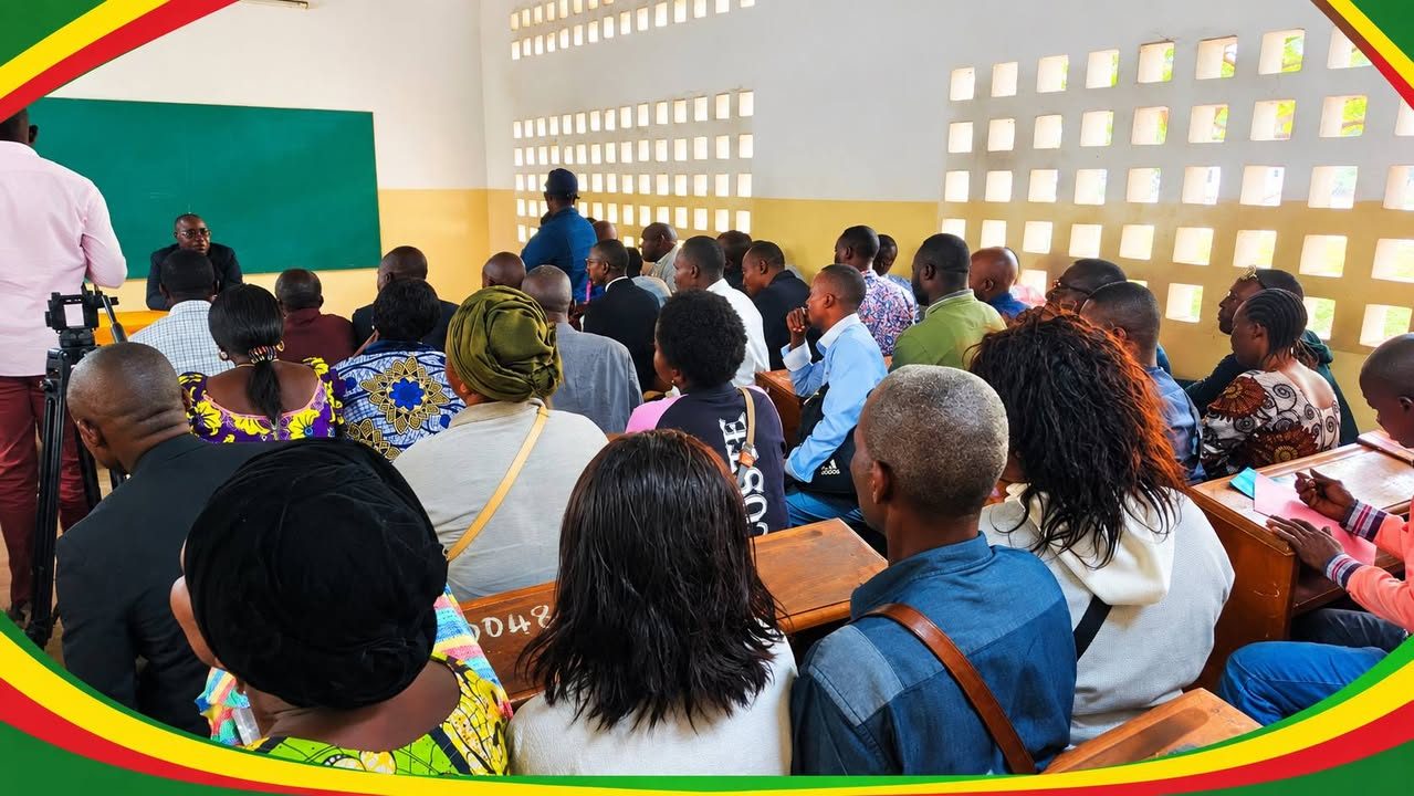 Congo Brazzaville / Établissements scolaires publics en construction : Jean-Luc MOUTHOU maintient le cap des inspections