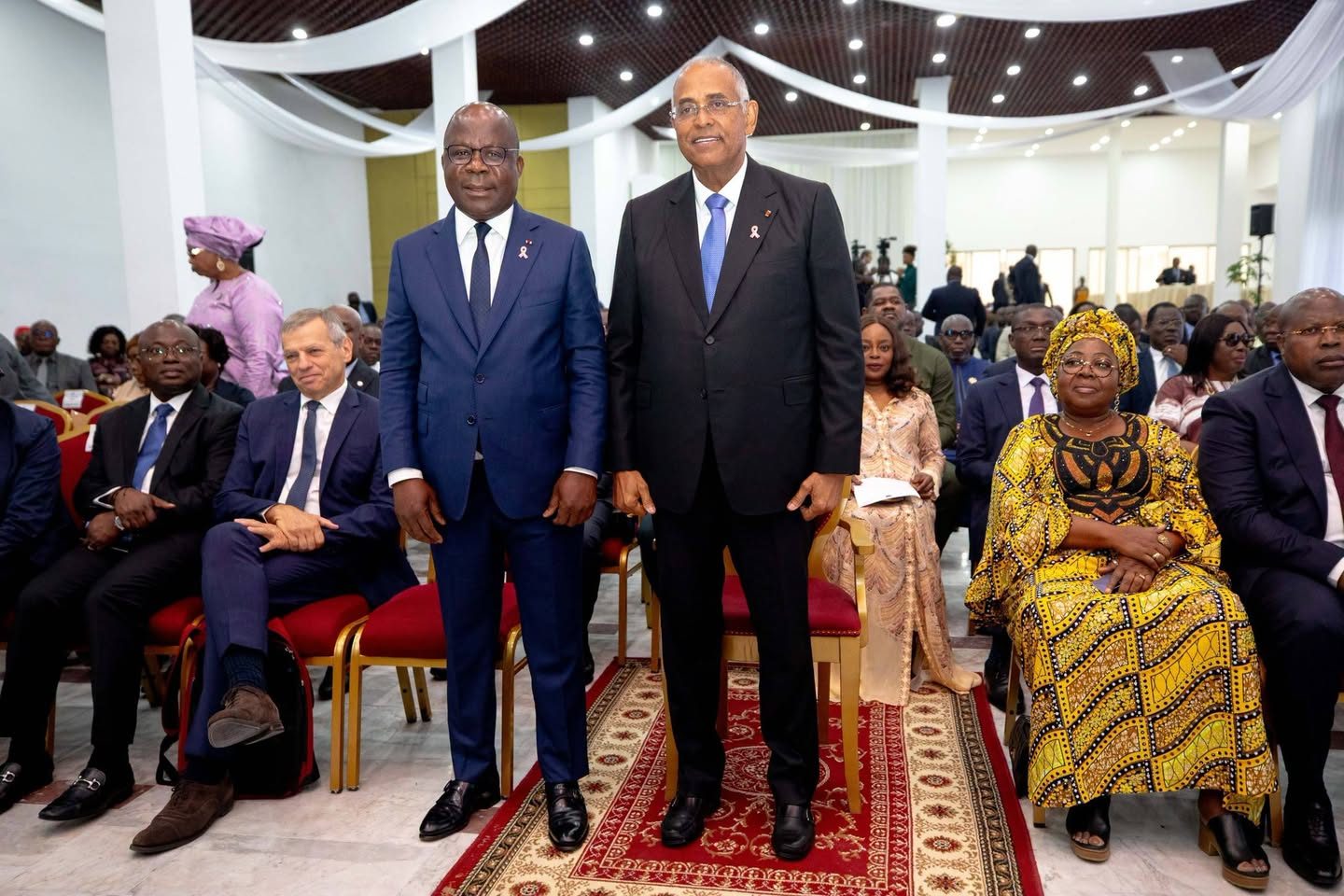Assemblée nationale : Pierre N’gou DIMBA échange avec les députés à l’occasion de la première conférence de la rotonde
