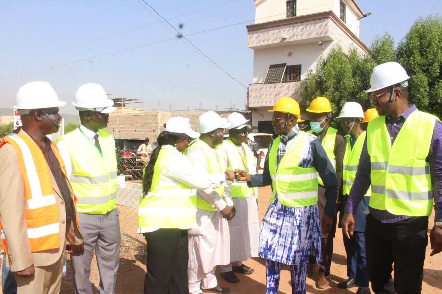 Mali / Infrastructures scolaires : Le ministre de l’Éducation nationale s’enquiert de l’avancement des travaux du lycée de Moribabougou