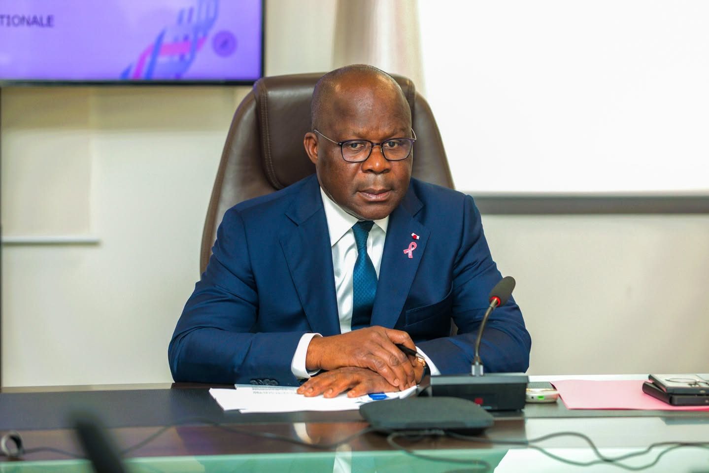 Intégration des services de santé : Le ministre Pierre DIMBA échange avec la JICA et l’UCPS-Banque Mondiale