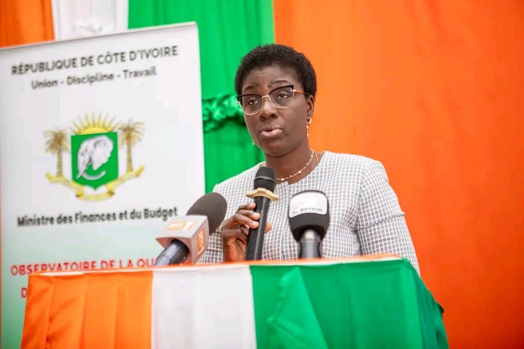 Éducation financière : l’OQSF-CI sensibilise les élèves de la 62ᵉ promotion de l’ENA
