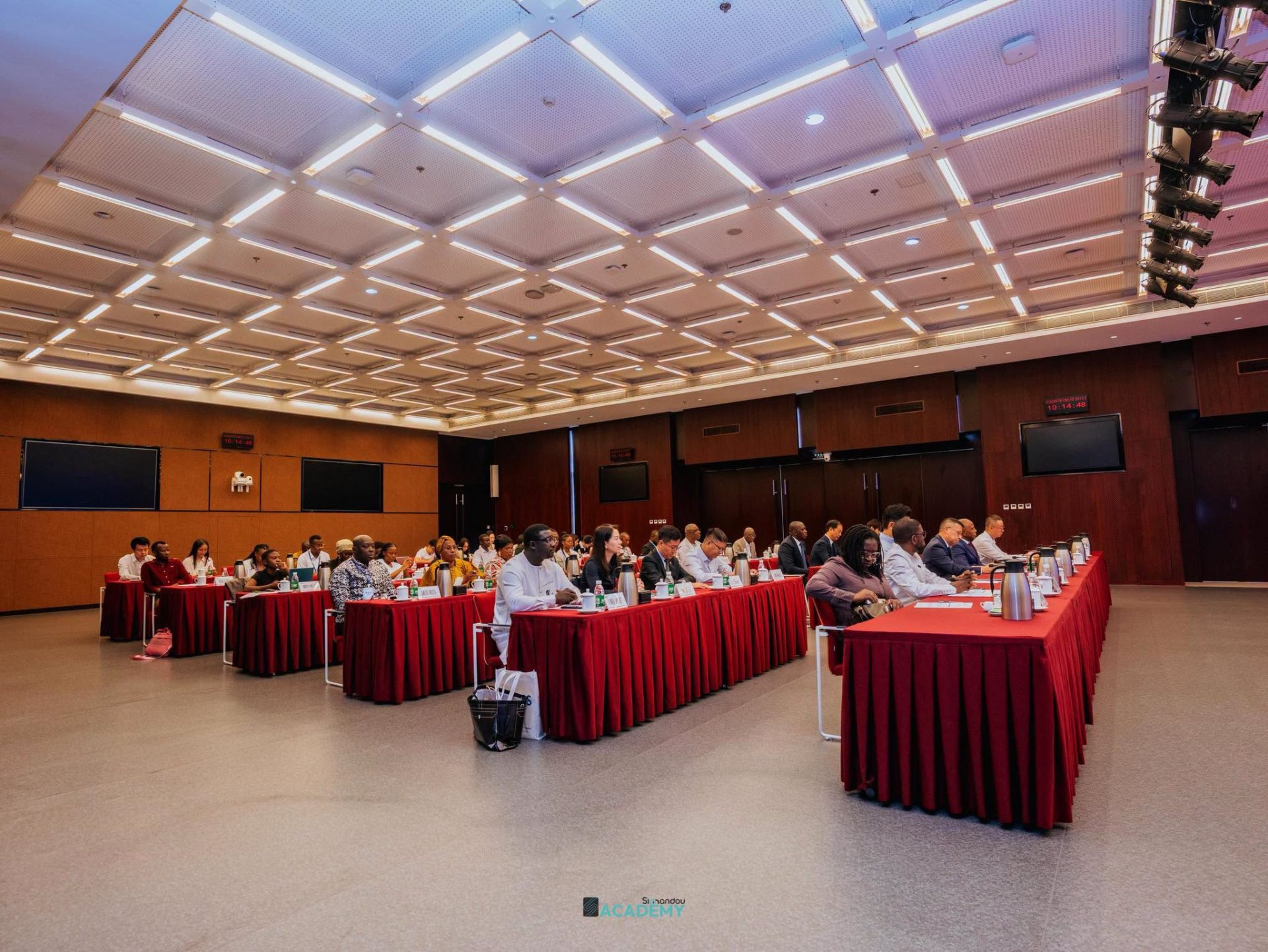 Guinée-Chine : Clôture du séminaire de haut niveau dédié aux cadres du secteur éducatif africain