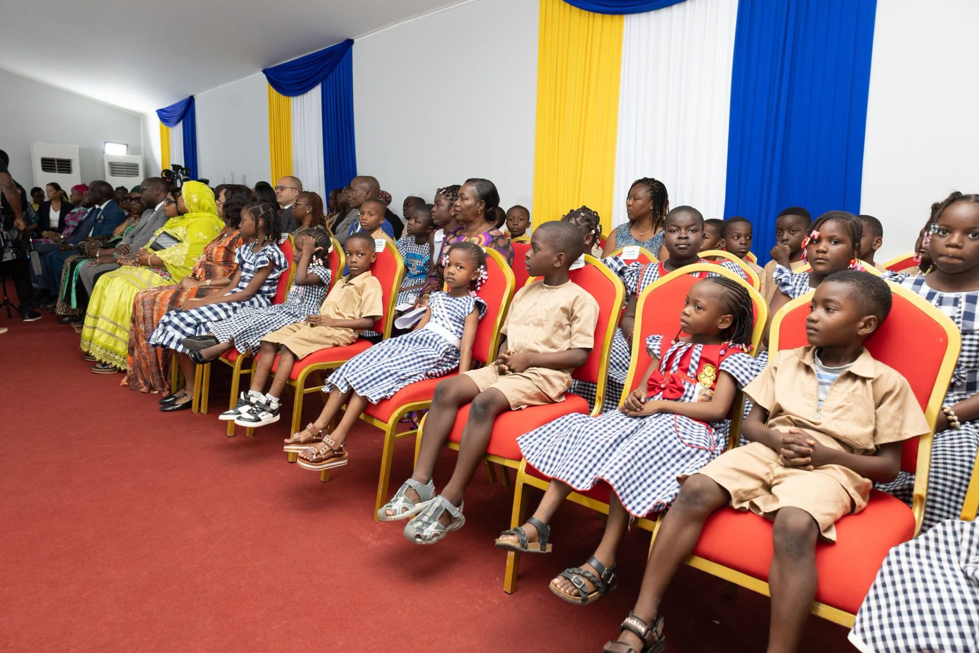 Rentrée scolaire 2026-2027 : 15 000 kits scolaires distribués aux élèves à travers la Côte d’Ivoire