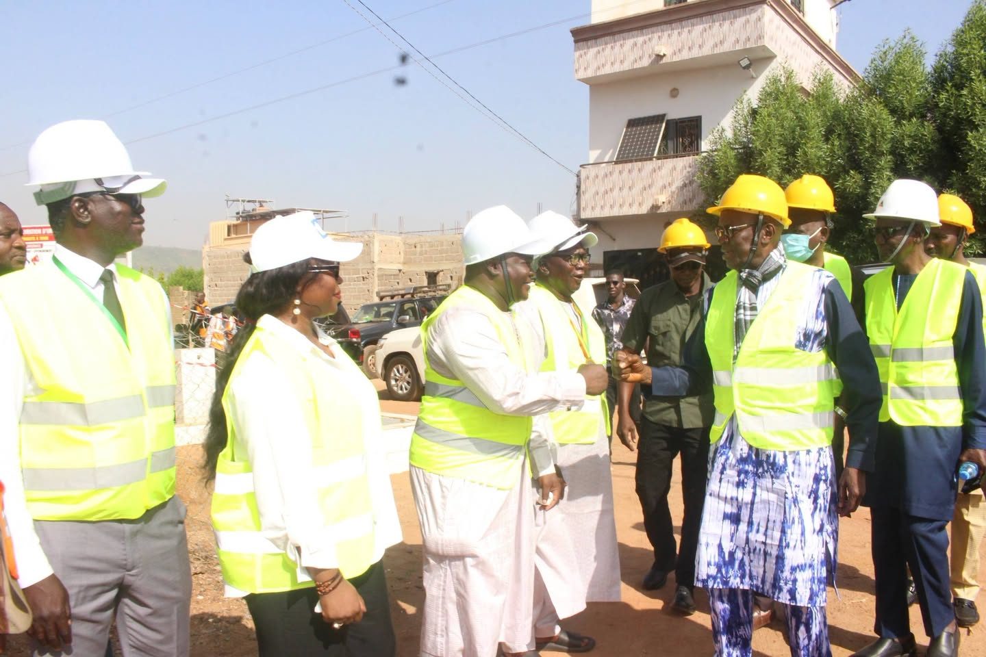 Mali / Infrastructures scolaires : Le ministre de l’Éducation nationale s’enquiert de l’avancement des travaux du lycée de Moribabougou