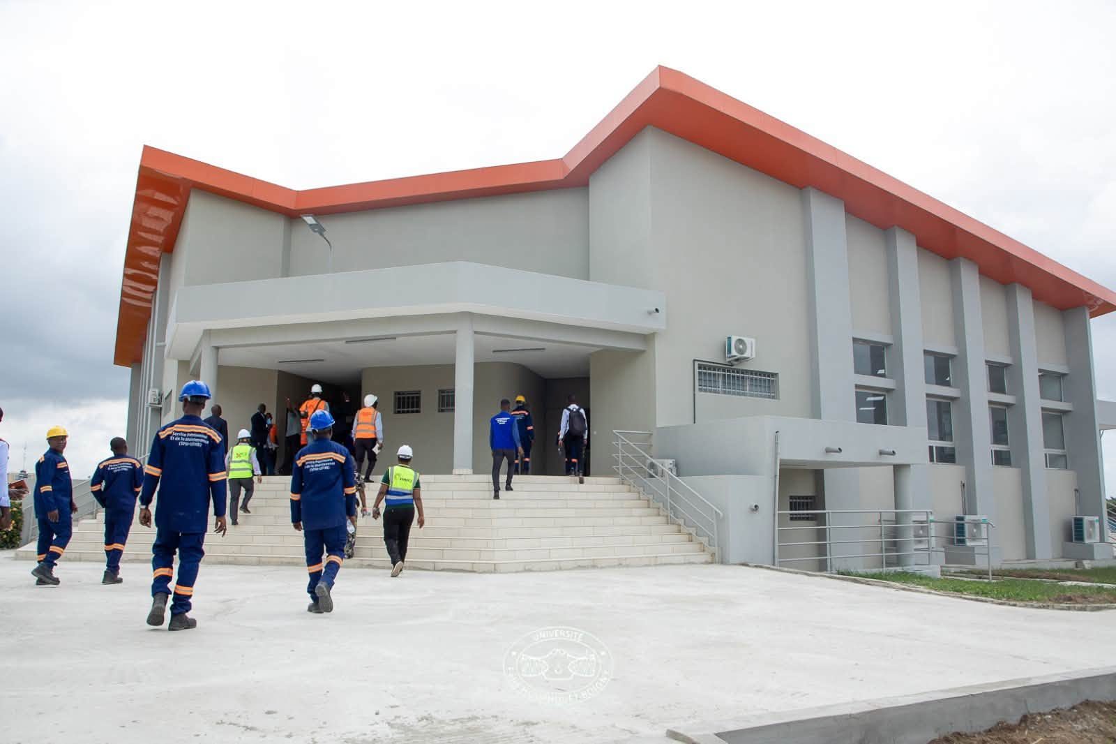 UFHB : Le ministre Adama Diawara s’imprègne de l’état d’avancement des travaux