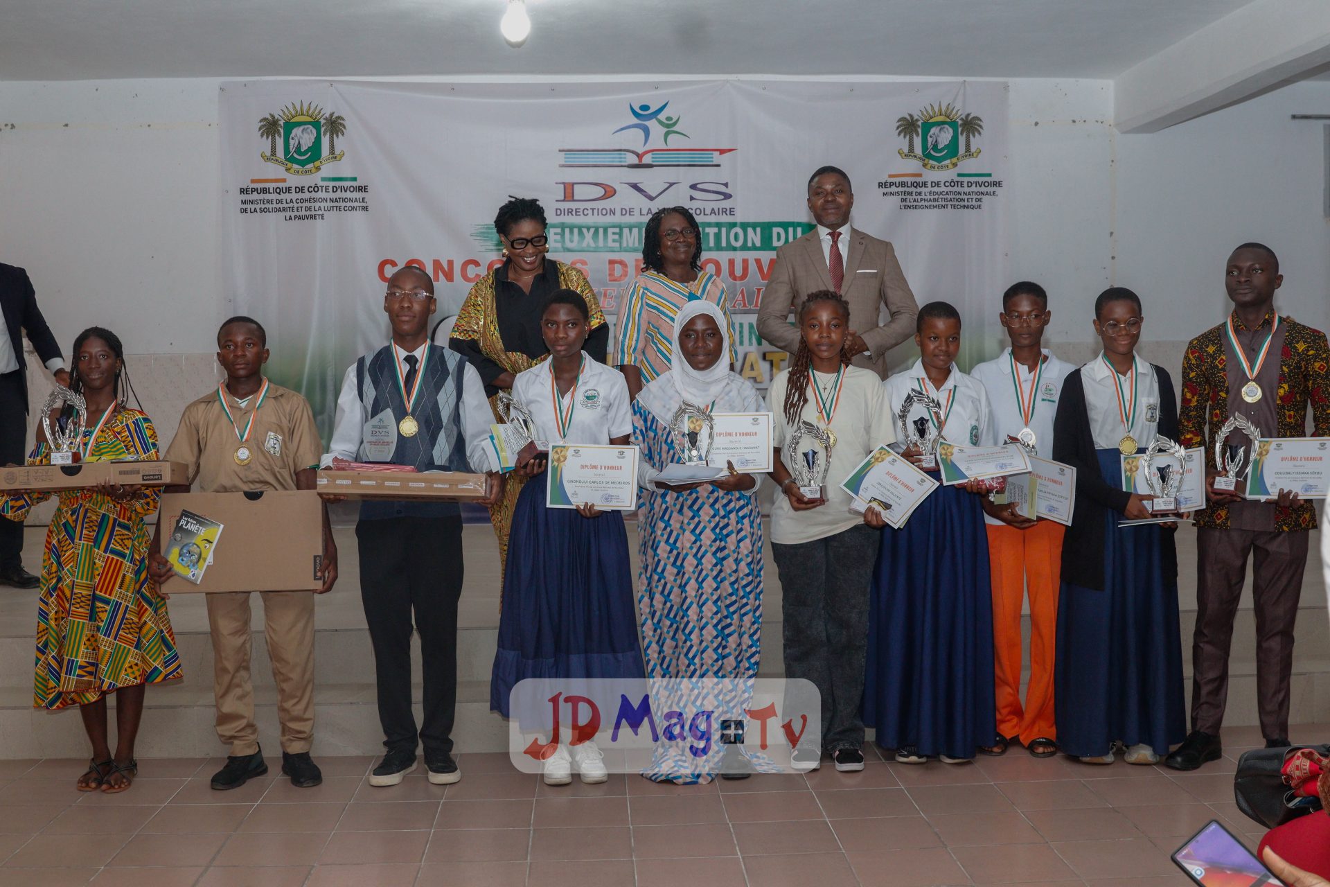 Concours de nouvelles en milieu scolaire : Dix lauréats récompensés