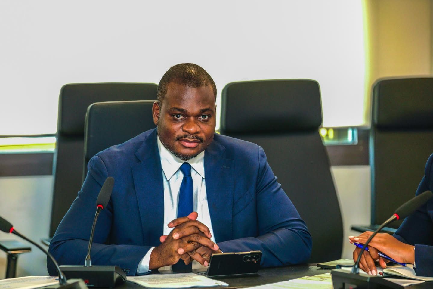 Intégration des services de santé : Le ministre Pierre DIMBA échange avec la JICA et l’UCPS-Banque Mondiale