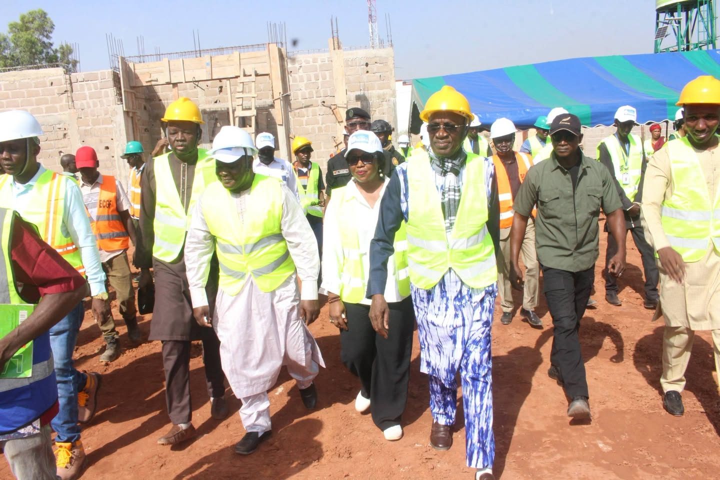 Mali / Infrastructures scolaires : Le ministre de l’Éducation nationale s’enquiert de l’avancement des travaux du lycée de Moribabougou