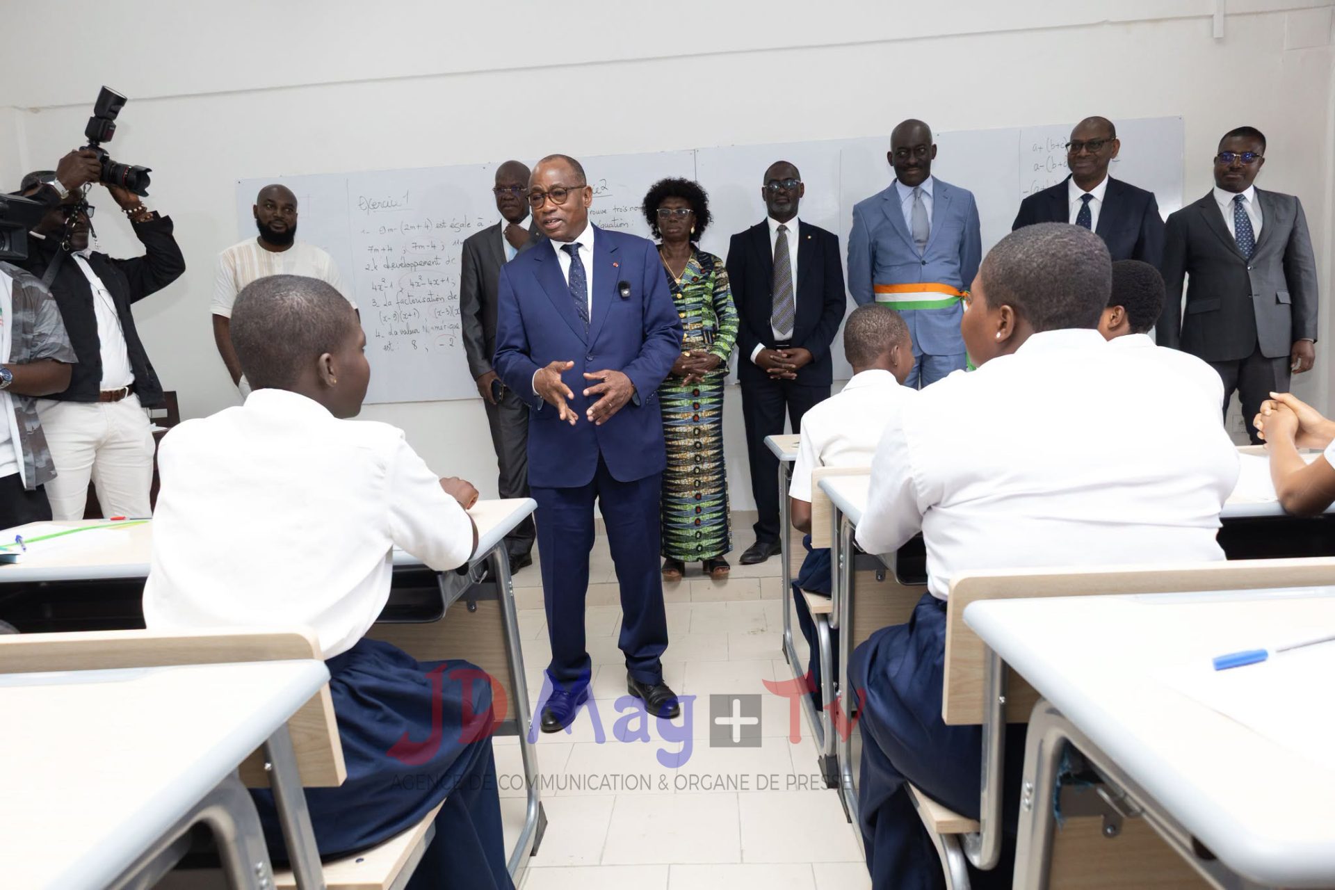 Rentrée scolaire 2026-2027 : Démarrage effectif des cours.