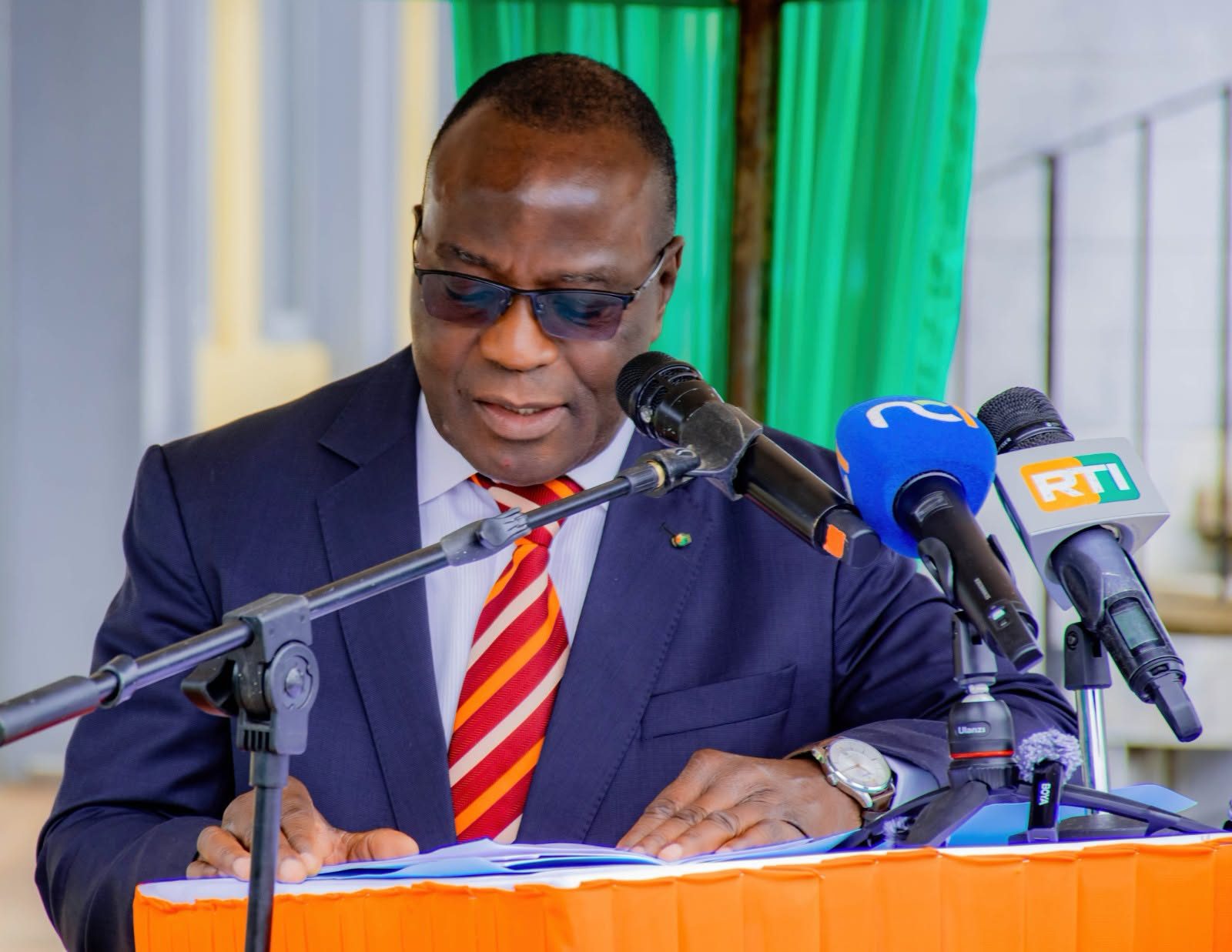 ENS d’Abidjan : 7 366 diplômés de la 60e promotion prêts à servir