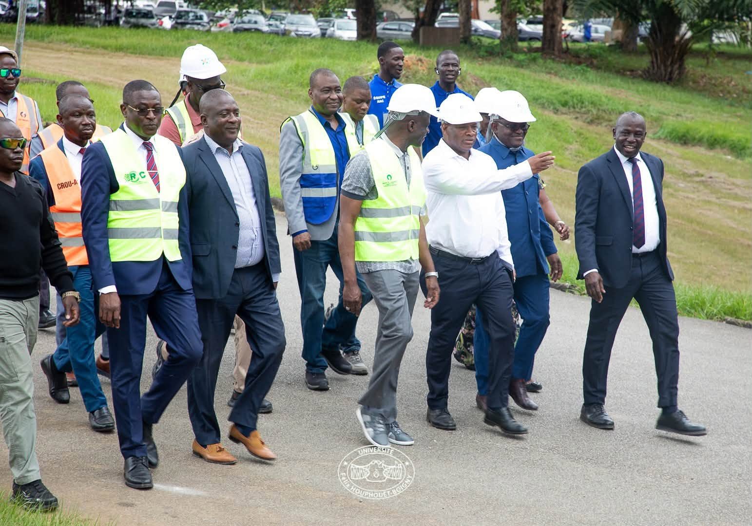 UFHB : Le ministre Adama Diawara s’imprègne de l’état d’avancement des travaux