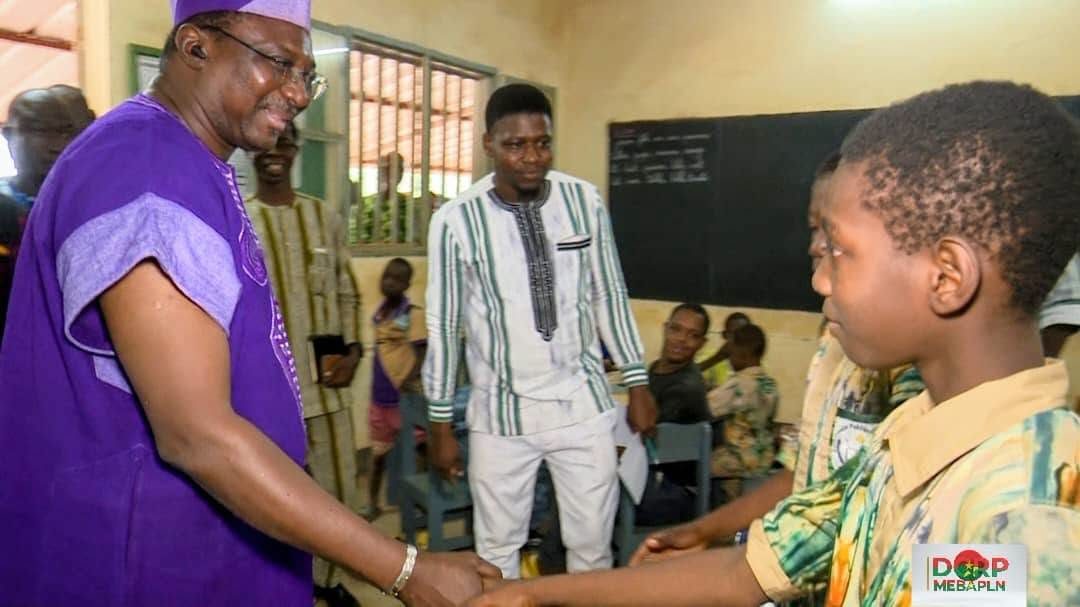 Burkina Faso / Éducation inclusive : Le ministre Jacques Sosthène Dingara salue les avancées de l’inclusion scolaire à Niènéta « A »