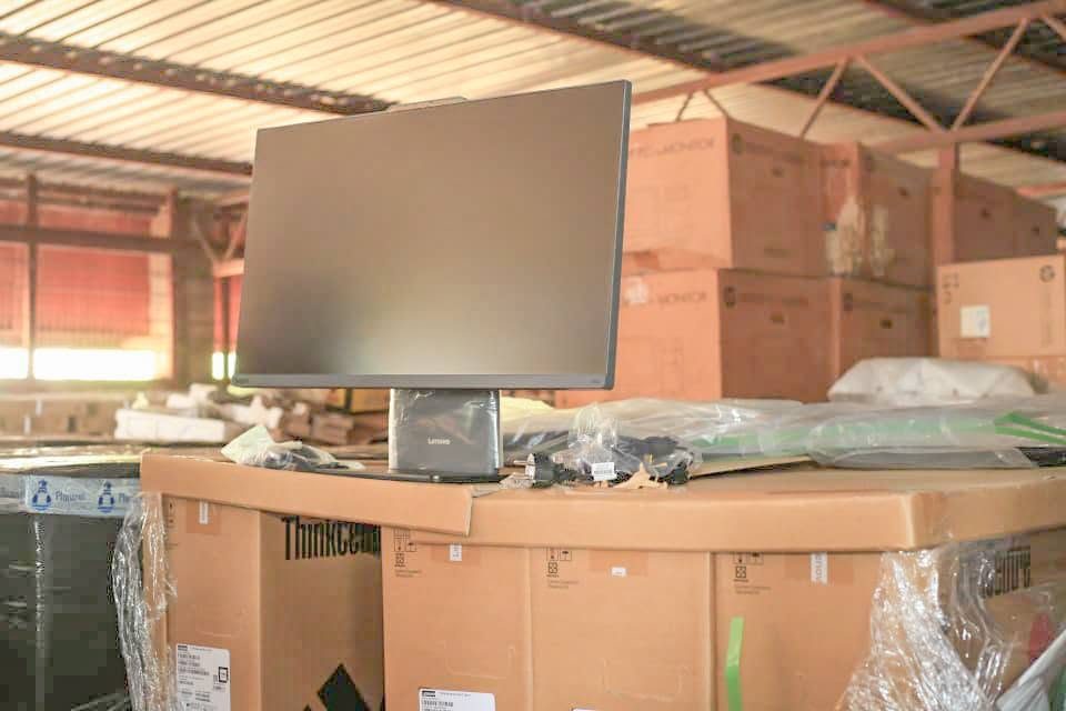 Burundi / Éducation : L’UNESCO remet un important lot de matériel informatique au ministère burundais