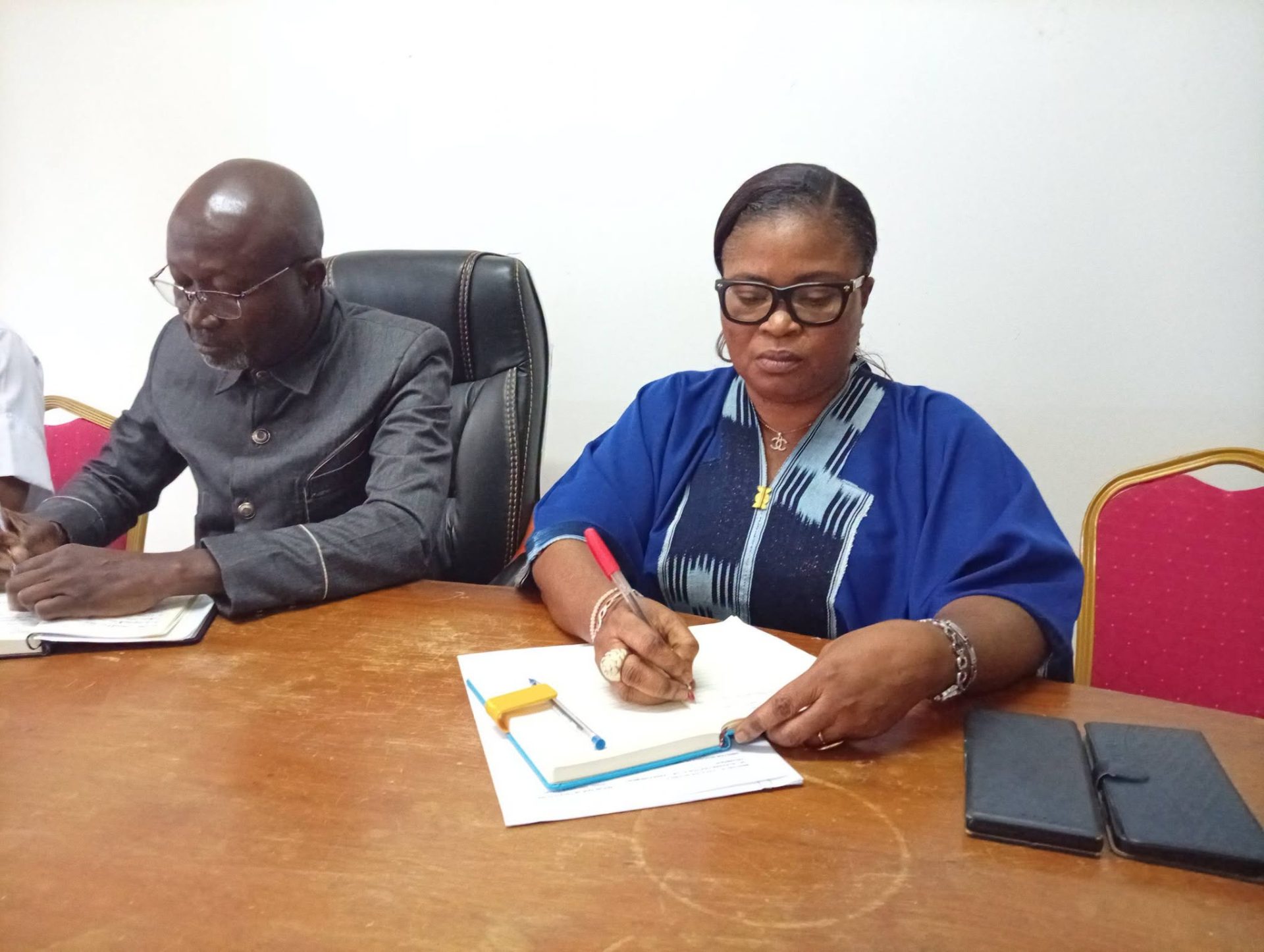 Yamoussoukro : le DRENAET renforce le dialogue avec les syndicats d’enseignants