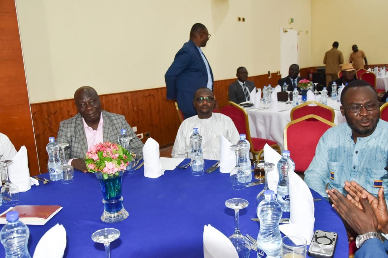 Tchad / Le ministre de l’Enseignement supérieur rend hommage aux enseignants-chercheurs promus au CAMES
