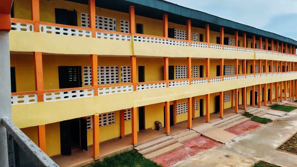Solidarité éducative : Le Collège privé Bakou équipe la DRENA de Yamoussoukro