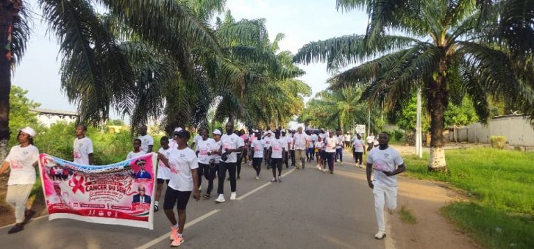 Prévention des cancers : Le préfet de Taabo encourage les femmes à adopter une activité physique régulière