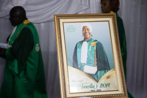 UFHB : un hommage académique à Tanella Boni, figure majeure de la littérature ivoirienne