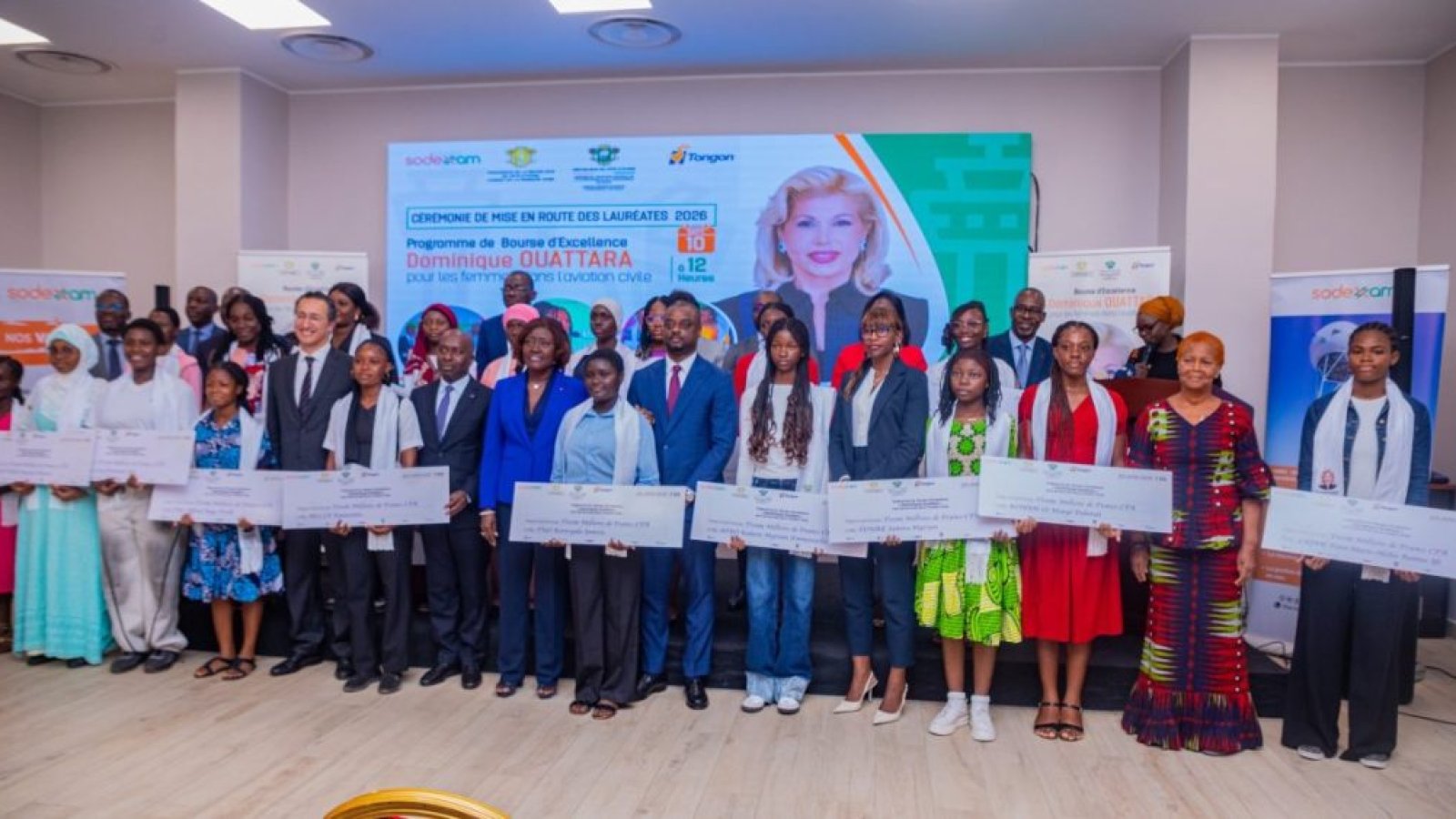 Aviation civile : 20 jeunes filles ivoiriennes bénéficient de la Bourse d’excellence Dominique Ouattara